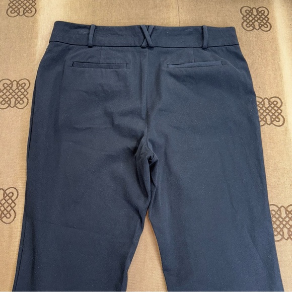 Anthropologie The Essential Tassel-Hem Cropped Flare Pant In Black Size 12 - Picture 13 of 16